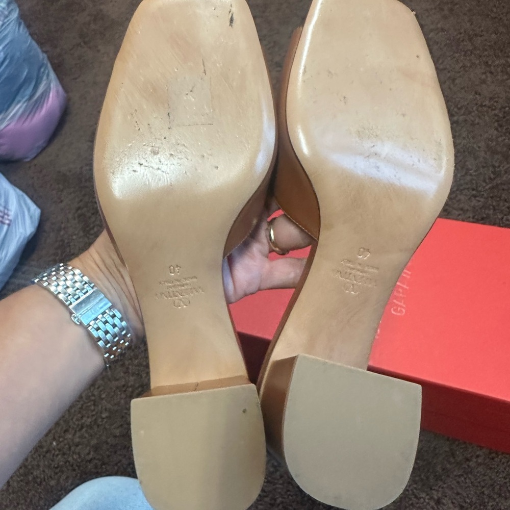 Valentino Gold V Logo Brown Leather Mules - Picture 4 of 4
